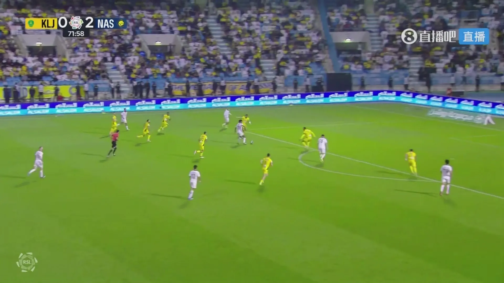 诺阿·朗右手手指重伤离场 索博斯洛伊紧急呼叫队医