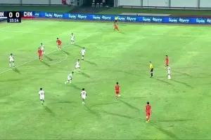 U17国足七球横扫印尼 邝兆镭主导进攻赵松源帅惟浩双响