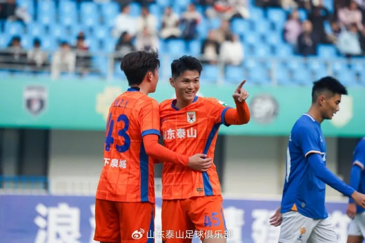 泰山B队收官战五球横扫深圳 张羽桐两分钟双响主导大胜