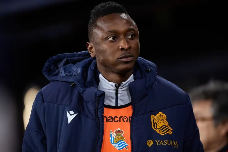 “贝利附体”的萨迪克与“头号射手”的杜罗：一场逆转背后，瓦伦西亚的锋线幸福烦恼