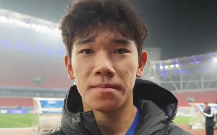 首秀战国安，三镇小将姜利勋坦言“放不开”，解析罗德里格斯防守反击战术意图