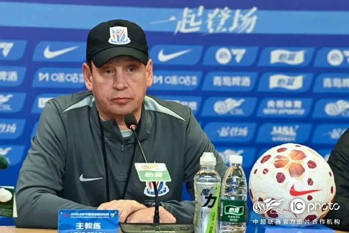申花客战浙江遇伤病潮，斯卢茨基点出限制对手锋线为关键