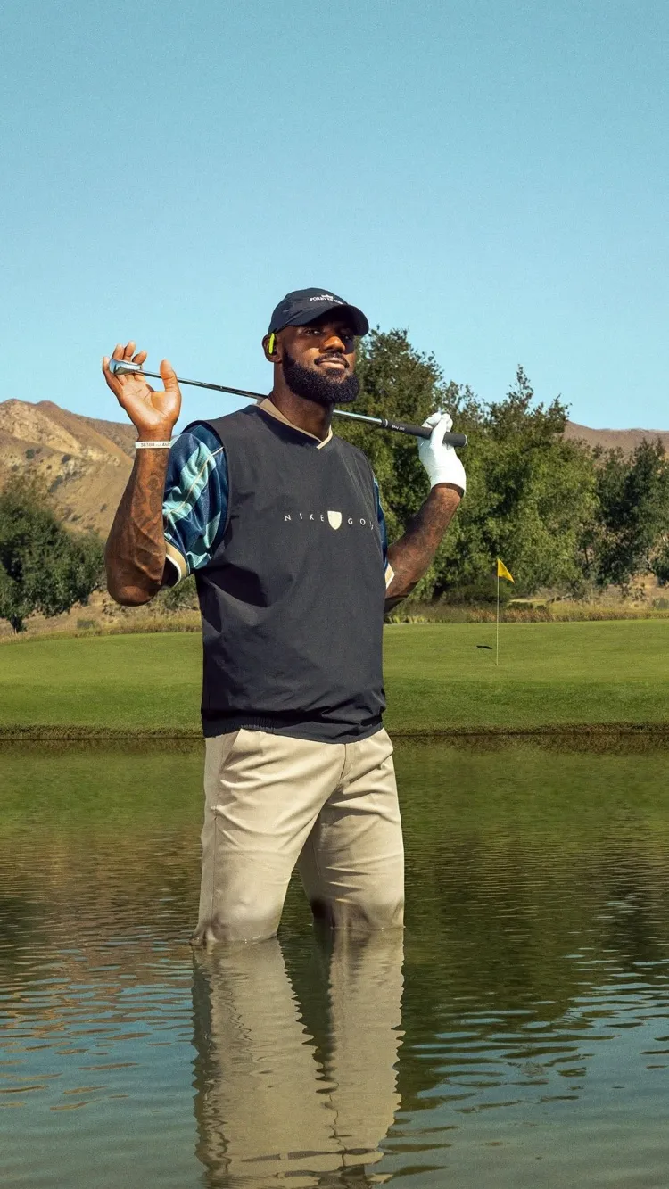 詹姆斯发布高尔夫主题广告 为Nike x Beats联名耳机预热