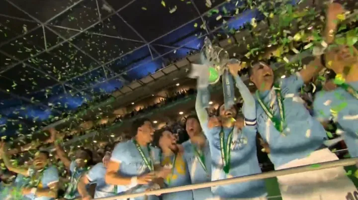 曼城联赛杯决赛八战全胜 2-0阿森纳第九次捧杯