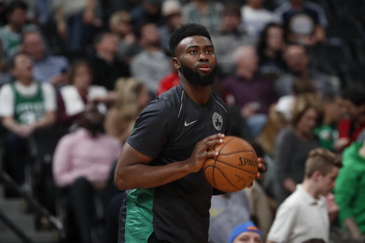 杰伦·布朗自曝19年险离队 麦迪休斯顿家中长谈扭转其生涯轨迹