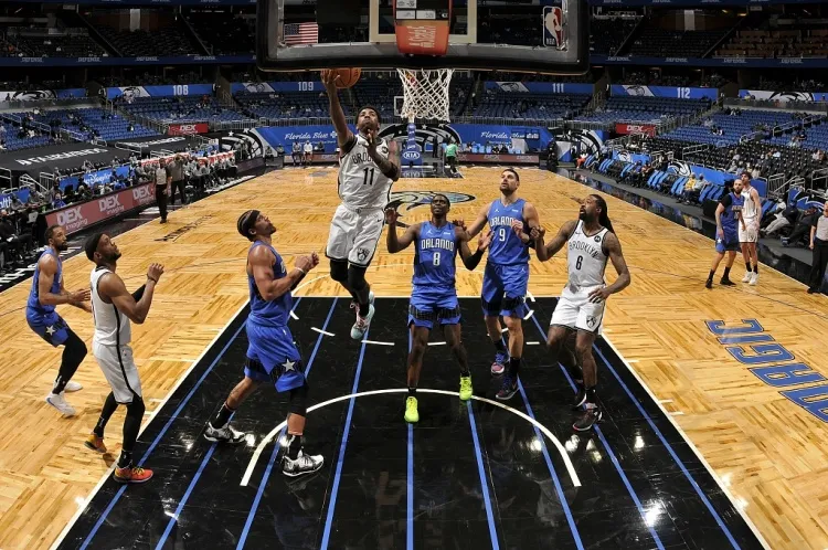 东契奇60分背靠背擒热火 现役18人60+俱乐部6人突破70分大关