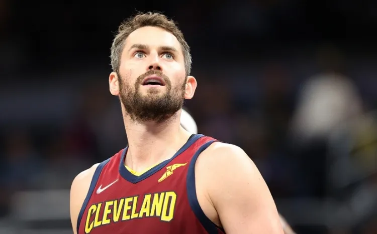 单节31分！阿德巴约跻身历史级爆发行列，回顾那些震古烁今的单节得分表演