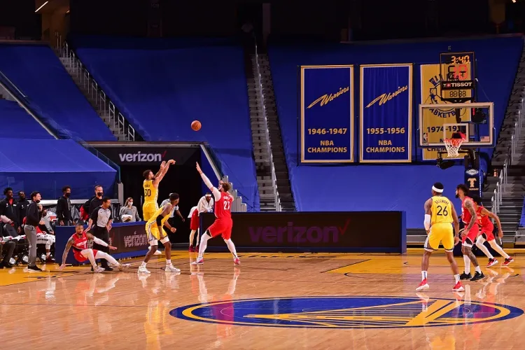 东契奇60分背靠背擒热火 现役18人60+俱乐部6人突破70分大关