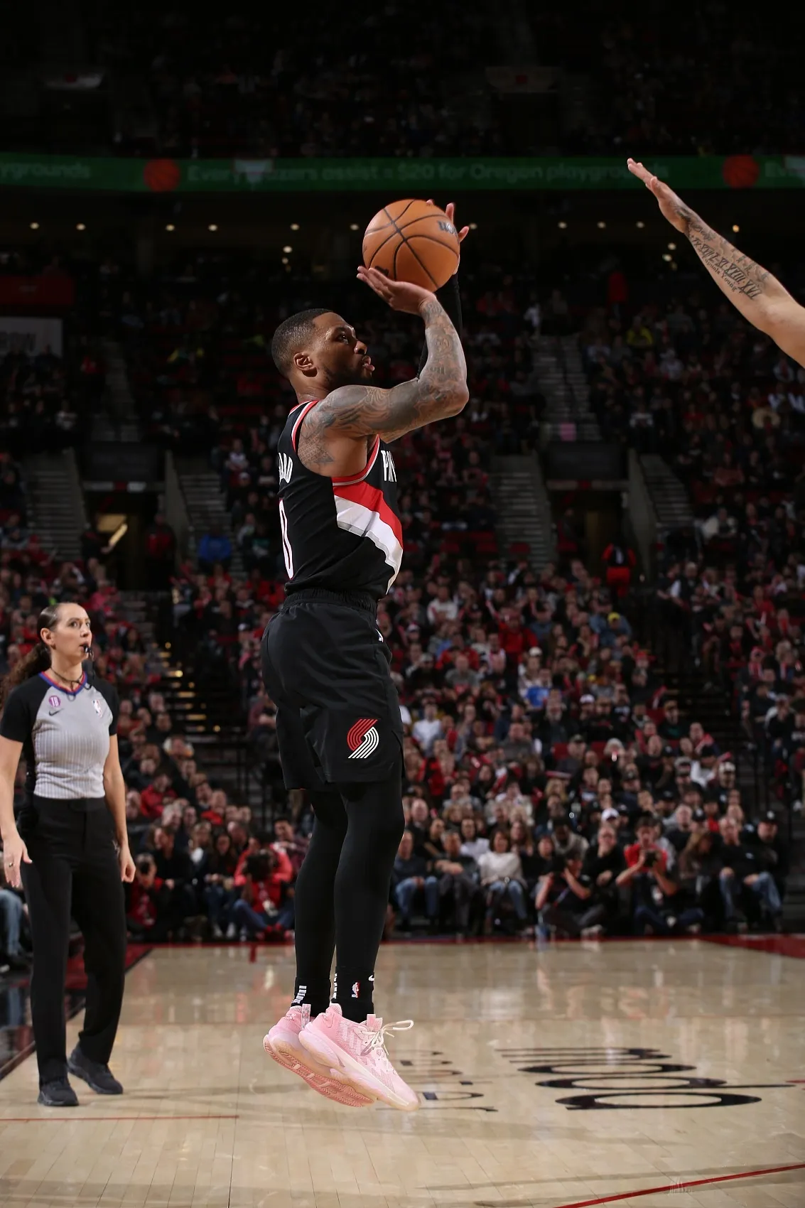 东契奇60分背靠背擒热火 现役18人60+俱乐部6人突破70分大关