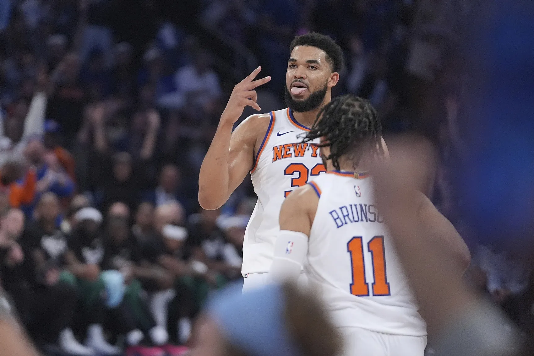 尼克斯21分逆转残阵勇士 慢热五虎暴露开局顽疾