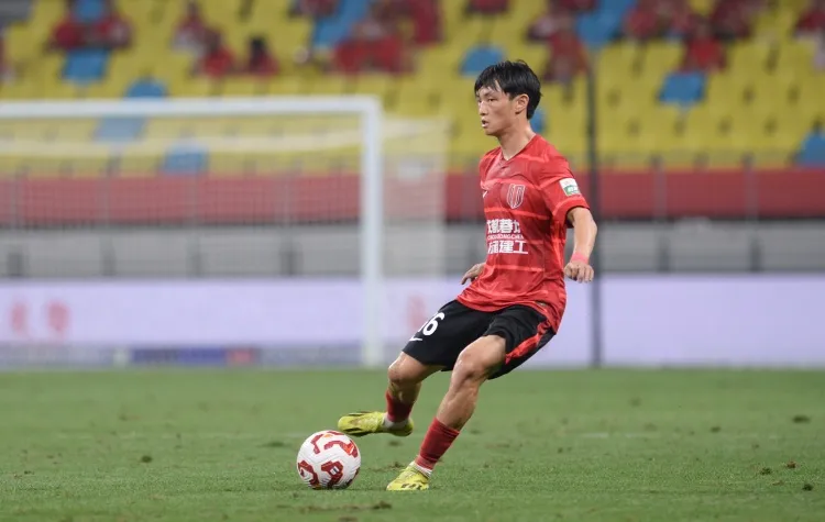 杨明洋谈茹萨磨合：沟通顺畅配合默契 蓉城客战重庆已充分准备