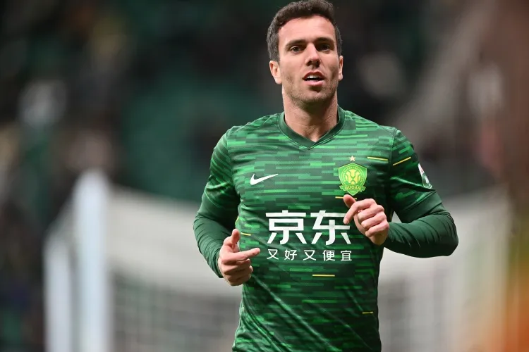 国安赛前折损塞尔吉尼奥 博主确认因伤缺席京沪大战