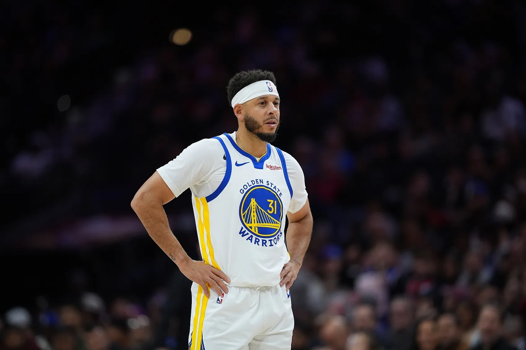 勇士伤病潮再添惨烈一幕 穆迪无对抗膝伤离场 库里归期未定