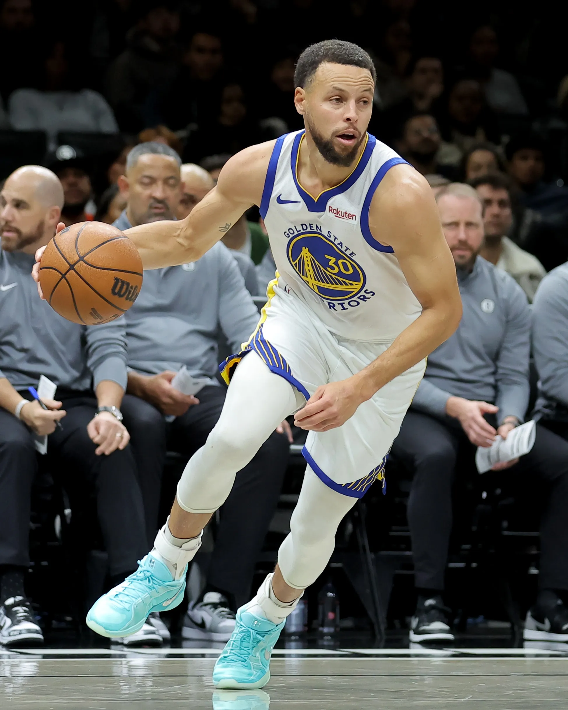 勇士赛季战略抉择 库里休战与选秀签位的博弈