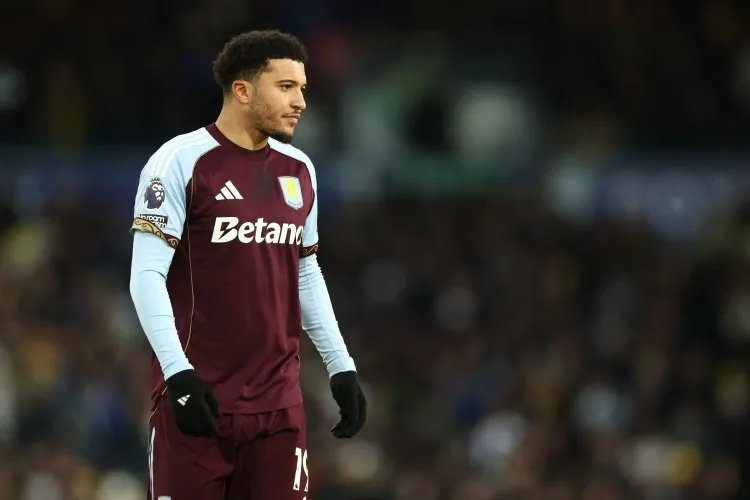 维拉两回合零封里尔晋级 桑乔助攻麦金复出