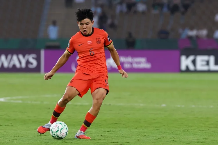 国足三月集训名单调整 李昊徐彬等U23球员获征召