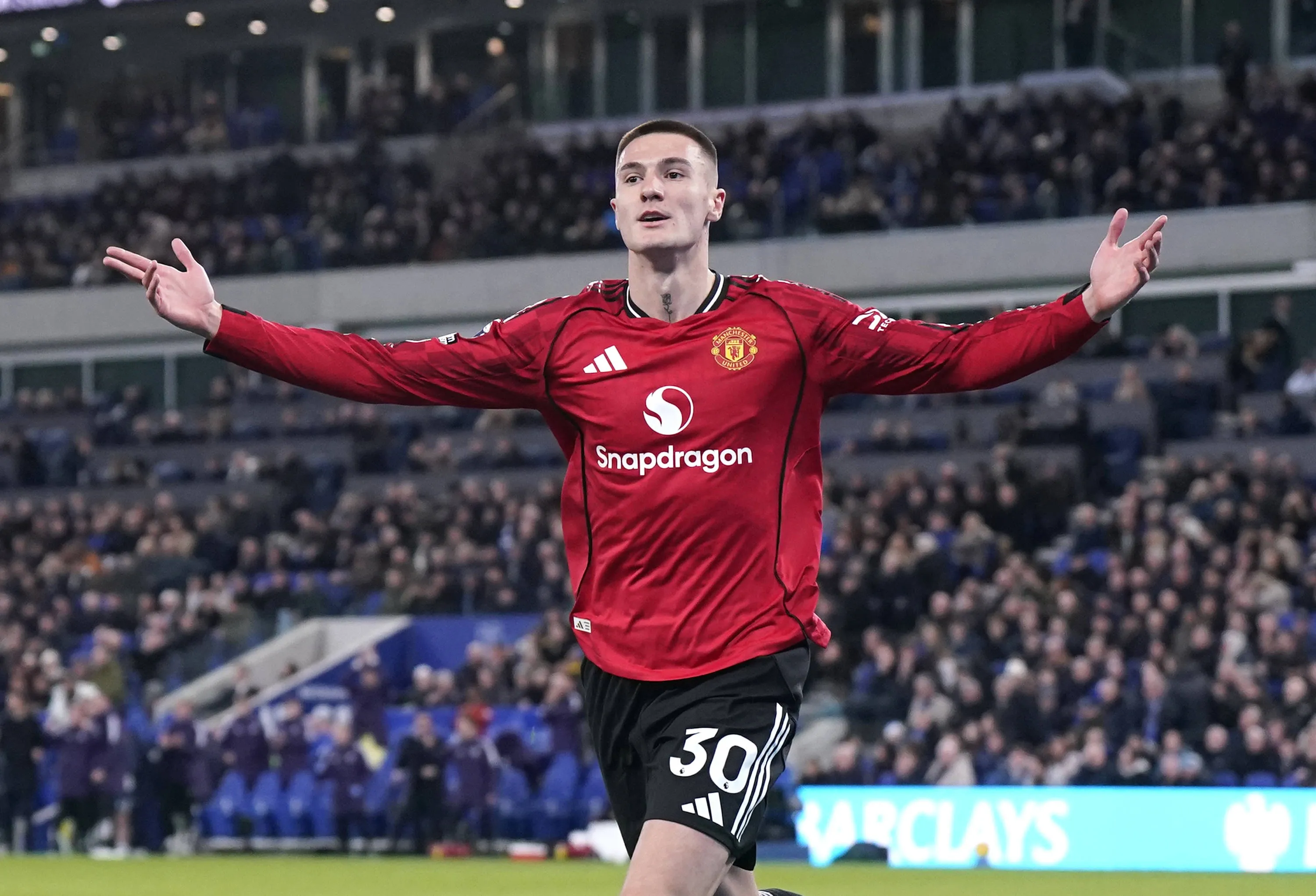 经纪人拒认舍什科为超级替补 强调其超级前锋定位