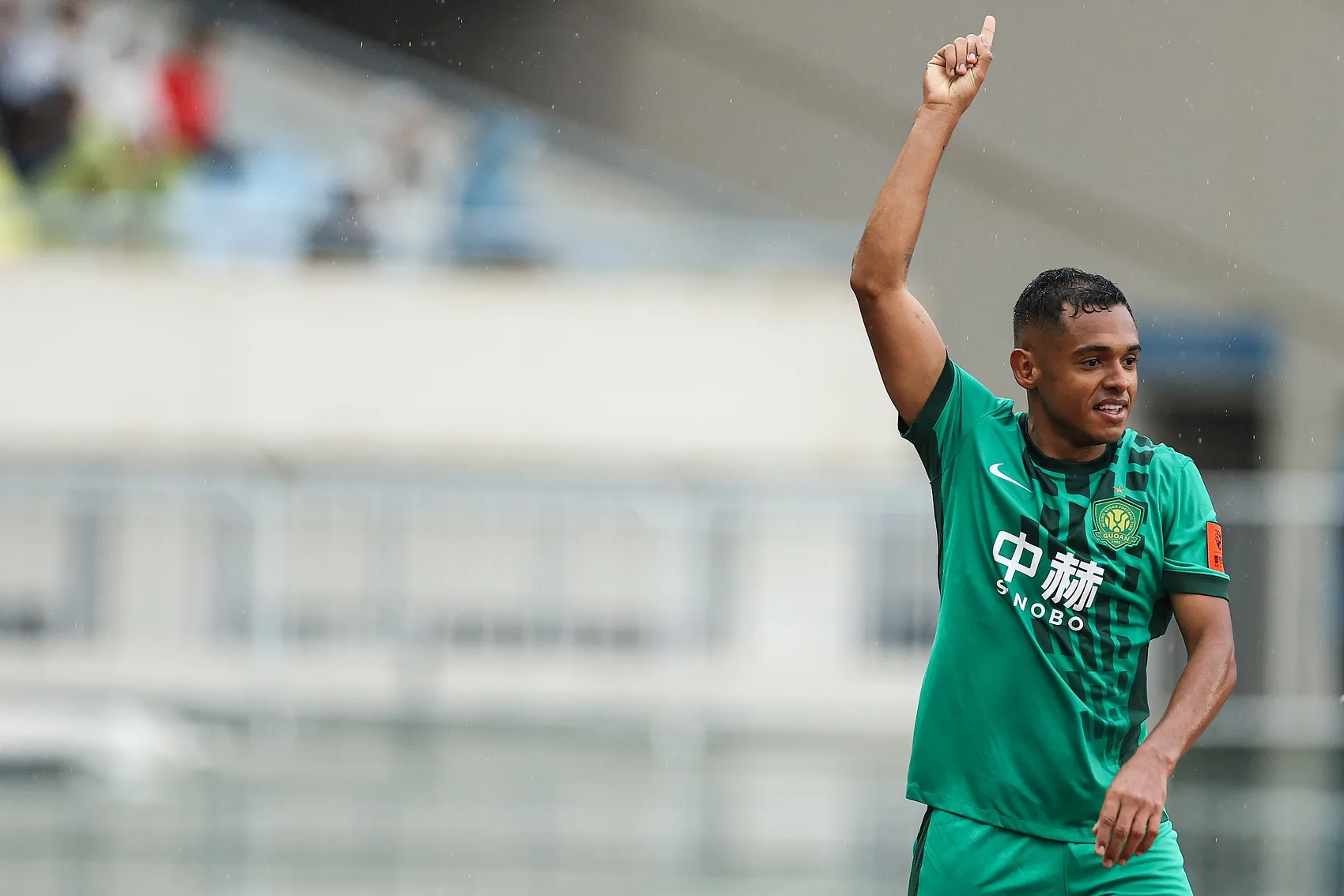 国安新老防线撑起开门红，达万瞄准京鲁大战复出