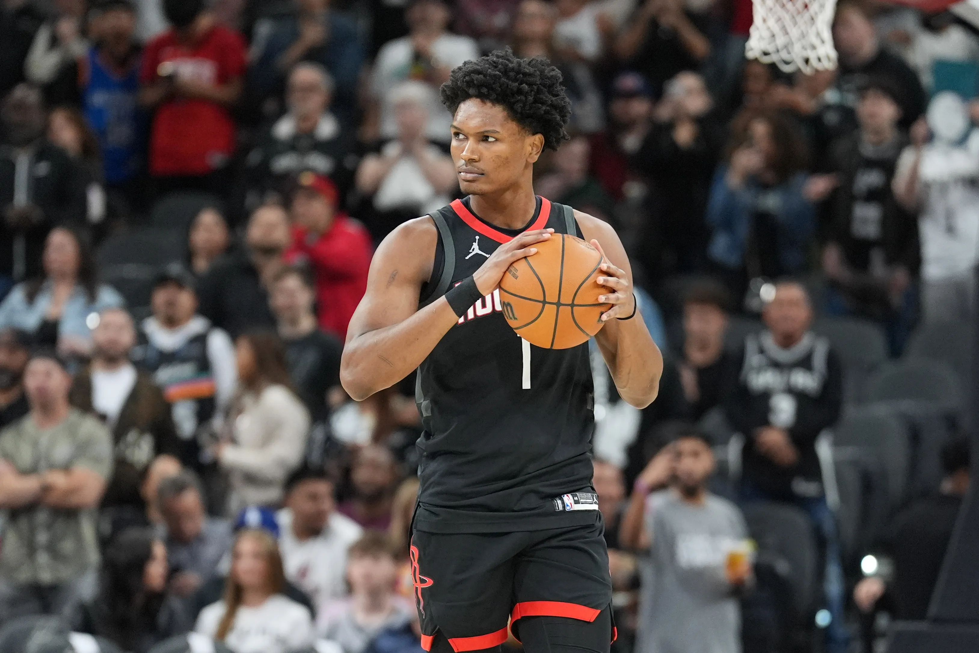 火箭破包夹新解法：申京阿门罚球线策应 谢泼德持球减压杜兰特