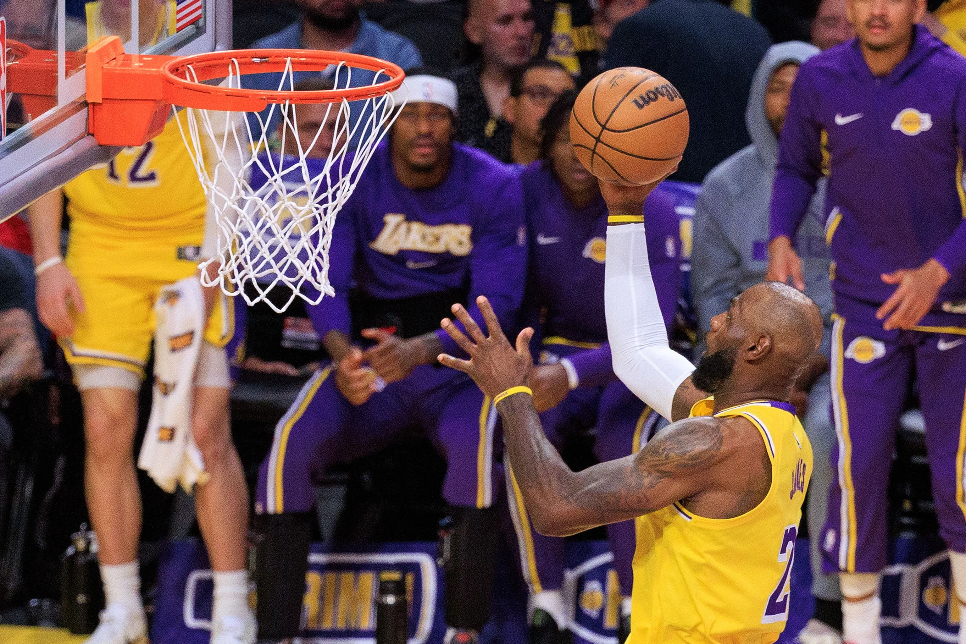 詹姆斯生涯十大最难破纪录 连续上双仅列第二