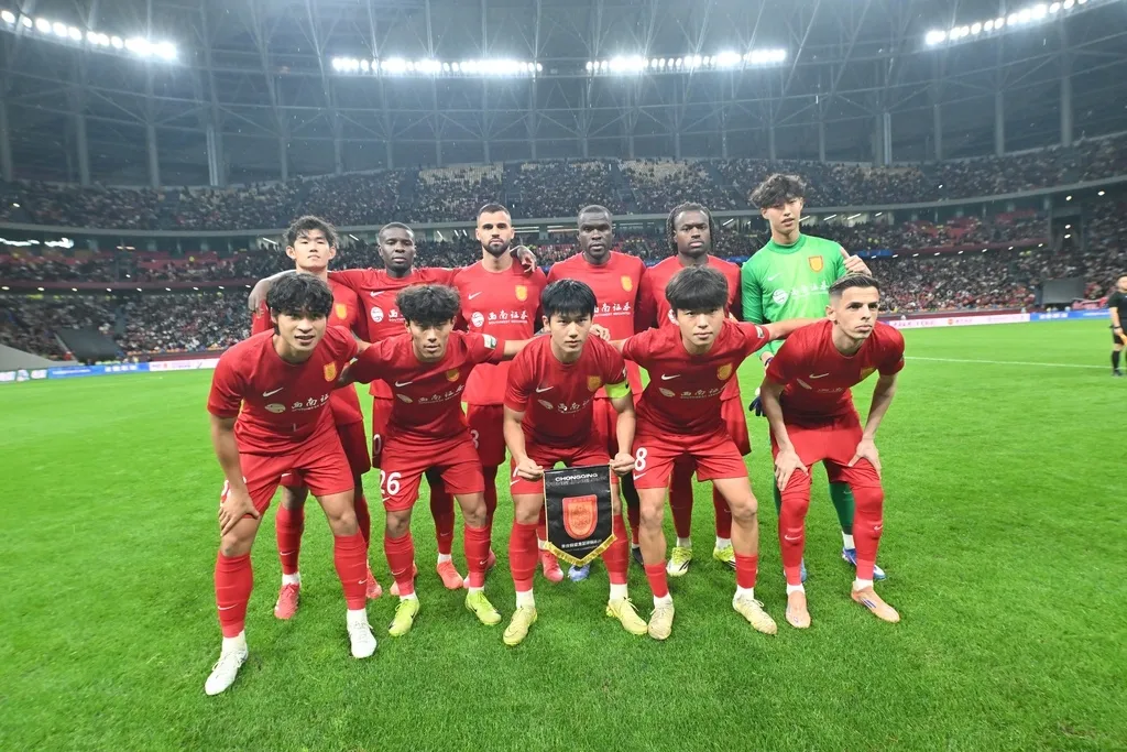 川渝德比17年后回归 龙兴球场TIFO已备好