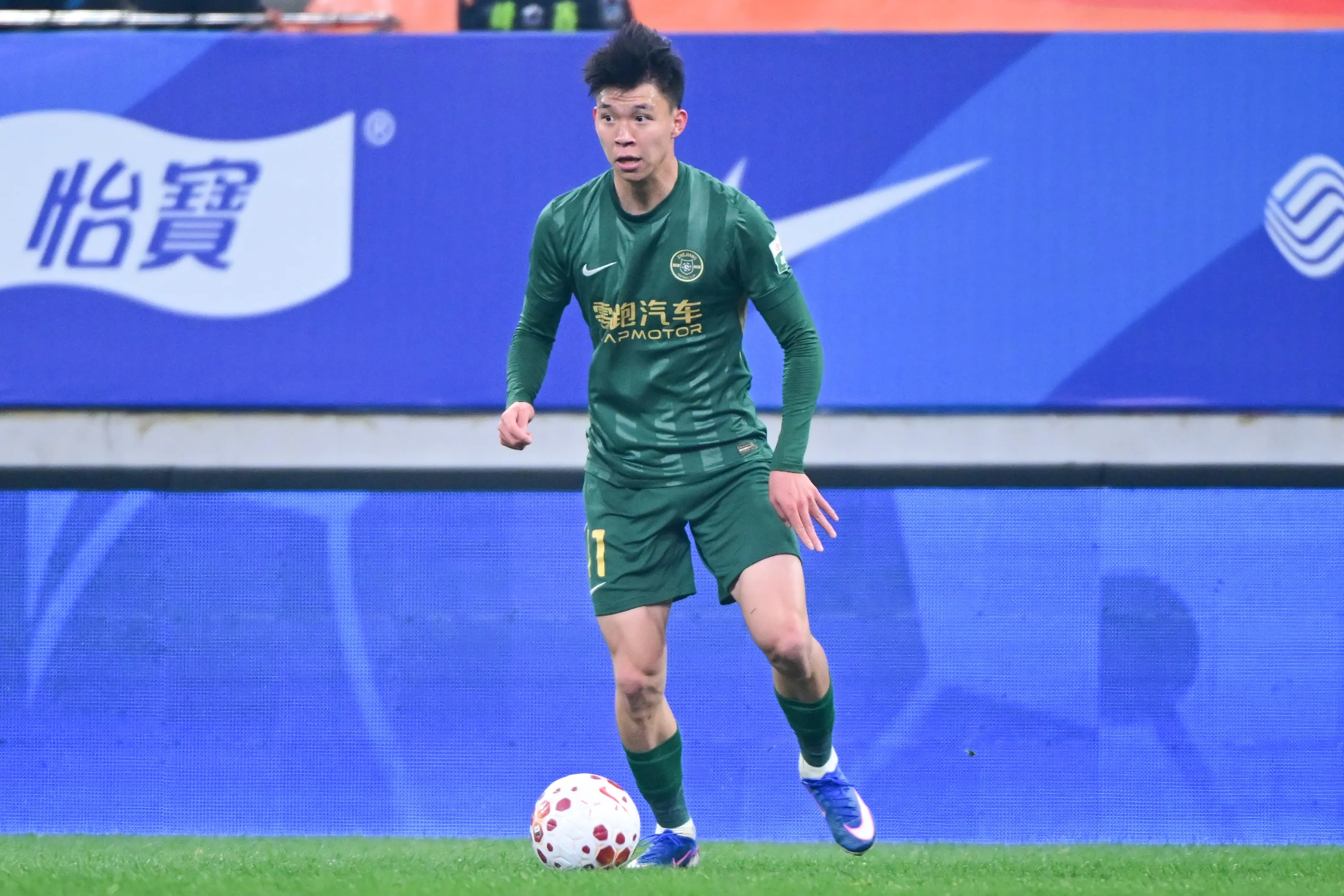 王钰栋伤情无碍 将如期赴国足报到