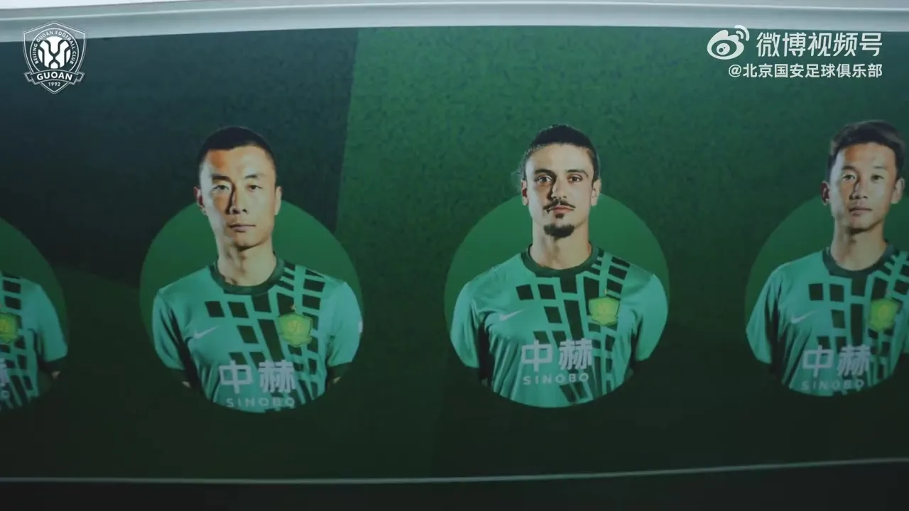 北京地铁3号线启用国安主题专列 俱乐部联合倡导绿色出行