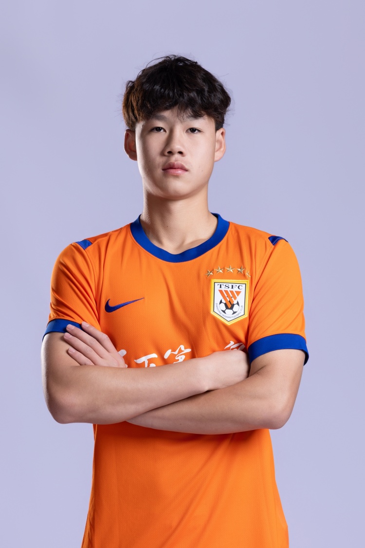 泰山B队中乙主场4比1取首胜 U17国足队长李钧鹏完成联赛首秀