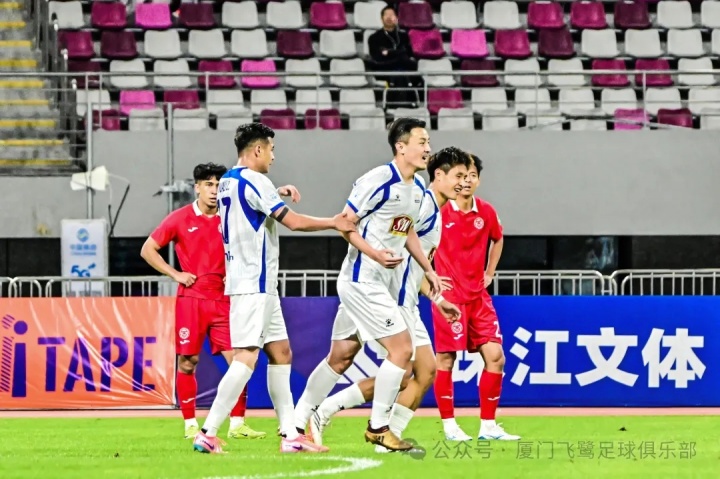 厦门飞鹭客场遭逆转 1-2负赣州瑞狮遭遇赛季首败