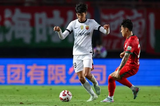 海港3-1客胜河南 年轻双星激活进攻 德比前防守警报拉响 海港3-1客胜河南 年轻双星激活进攻 德比前防守警报拉响